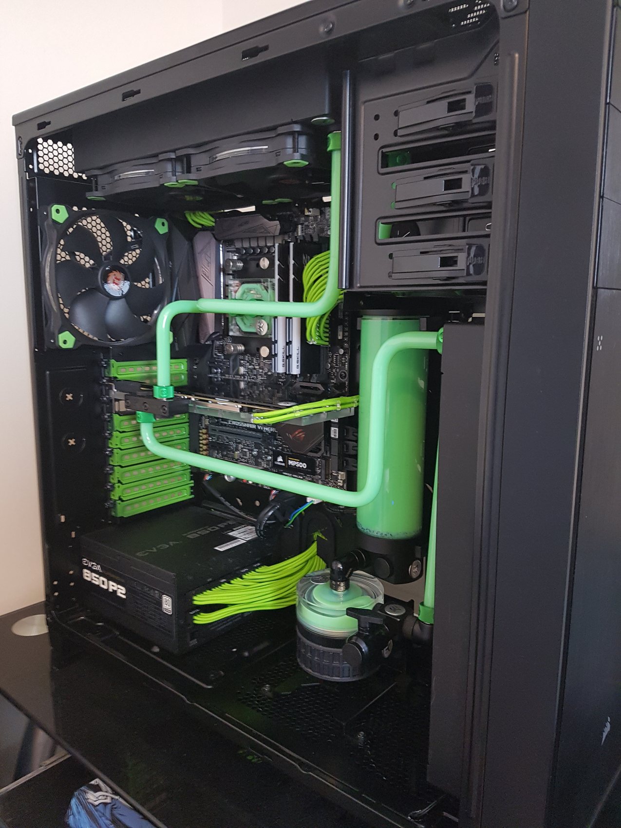 Air-to-water conversion build with green hardline tubing