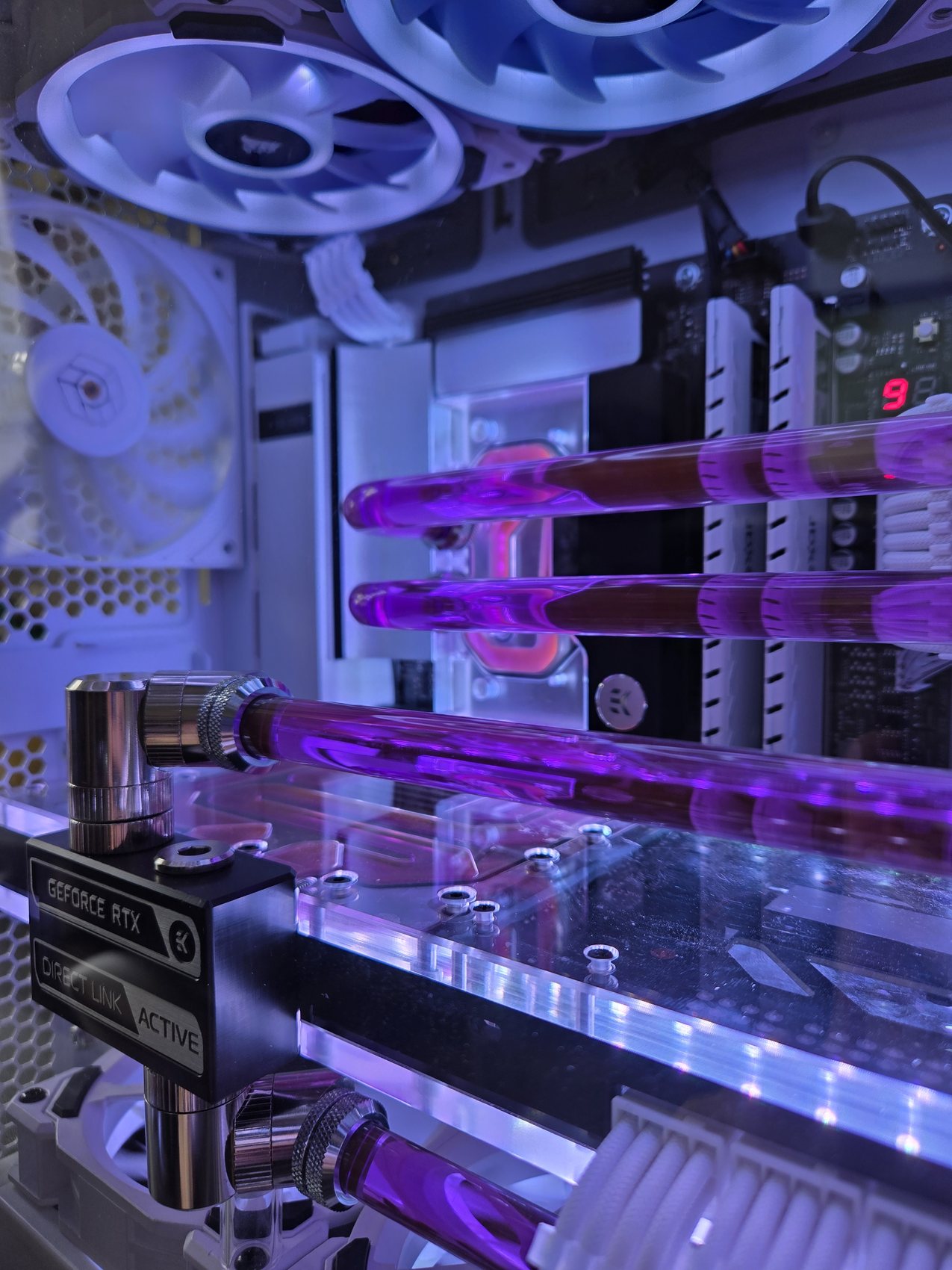 Magenta white-case build detail, GPU block
